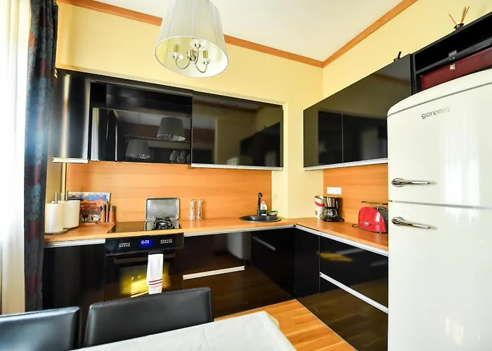 Luxury شقة براشوف