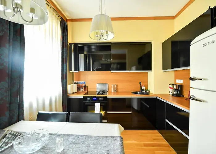 Luxury * 布拉索夫